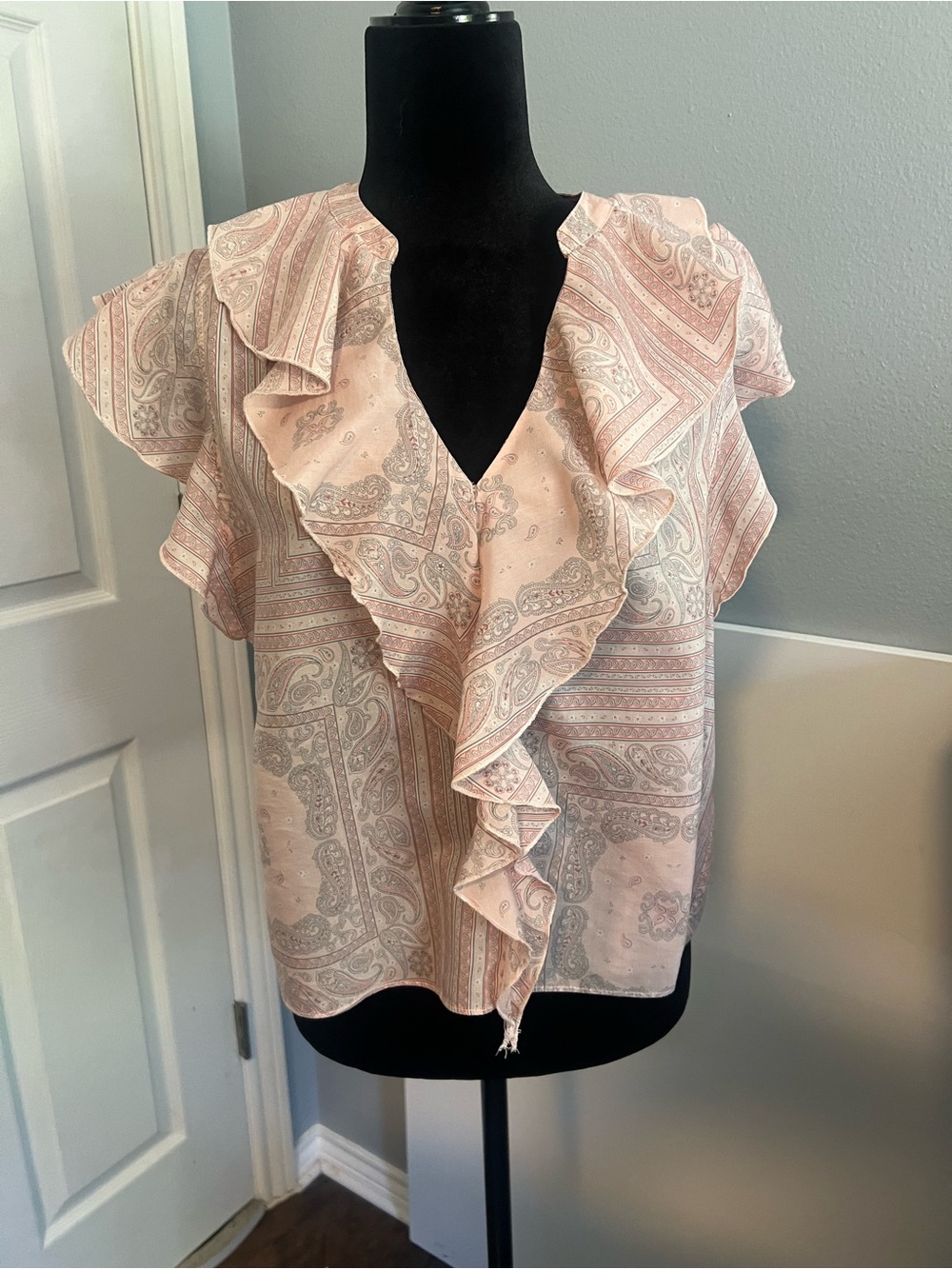 Universal Thread Pink Paisley Ruffle V-Neck Blouse